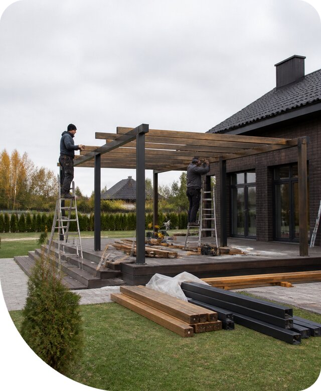 Изготовление и монтаж перголы для террасы под ключ в Сафонове